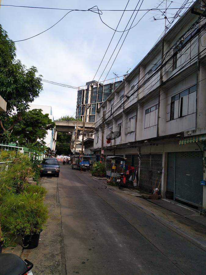 Hotel Model House 2543 Bangkok Exterior foto